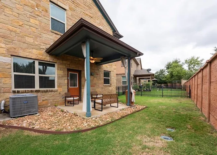 Cozy In * Round Rock